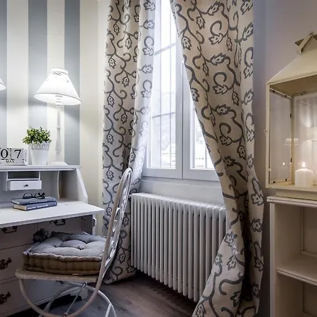 Appartement Unique View - Bymyhomeincomo
