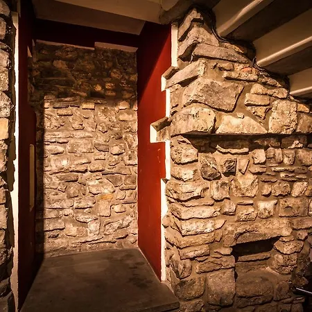 Unique View - Bymyhomeincomo *