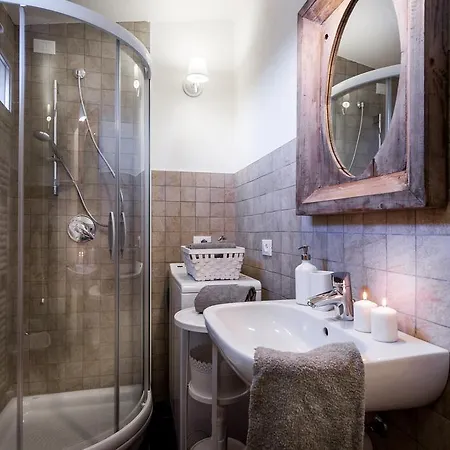 Unique View - Bymyhomeincomo *